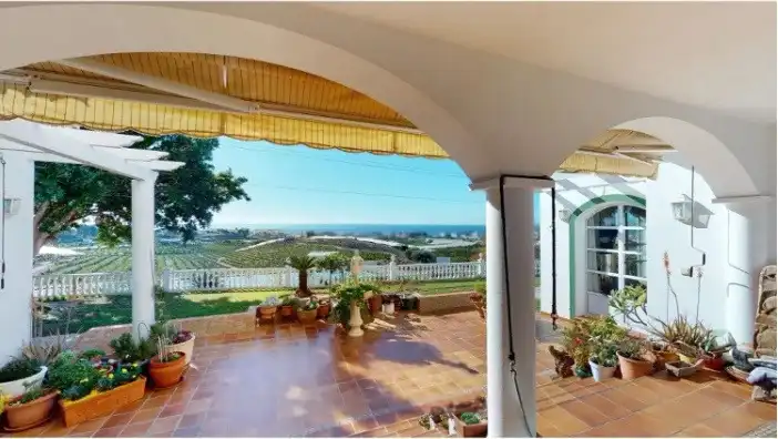 Casa o xalet en venda a Avenida los Aguacates, 20, Urbanización Santa Rosa