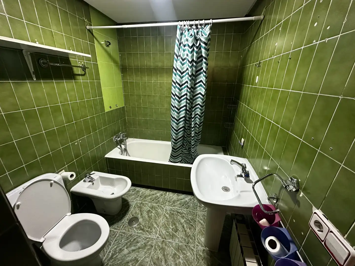 Bathroom of Flat for rent in Cuenca  with Heating, Terrace and Furnished