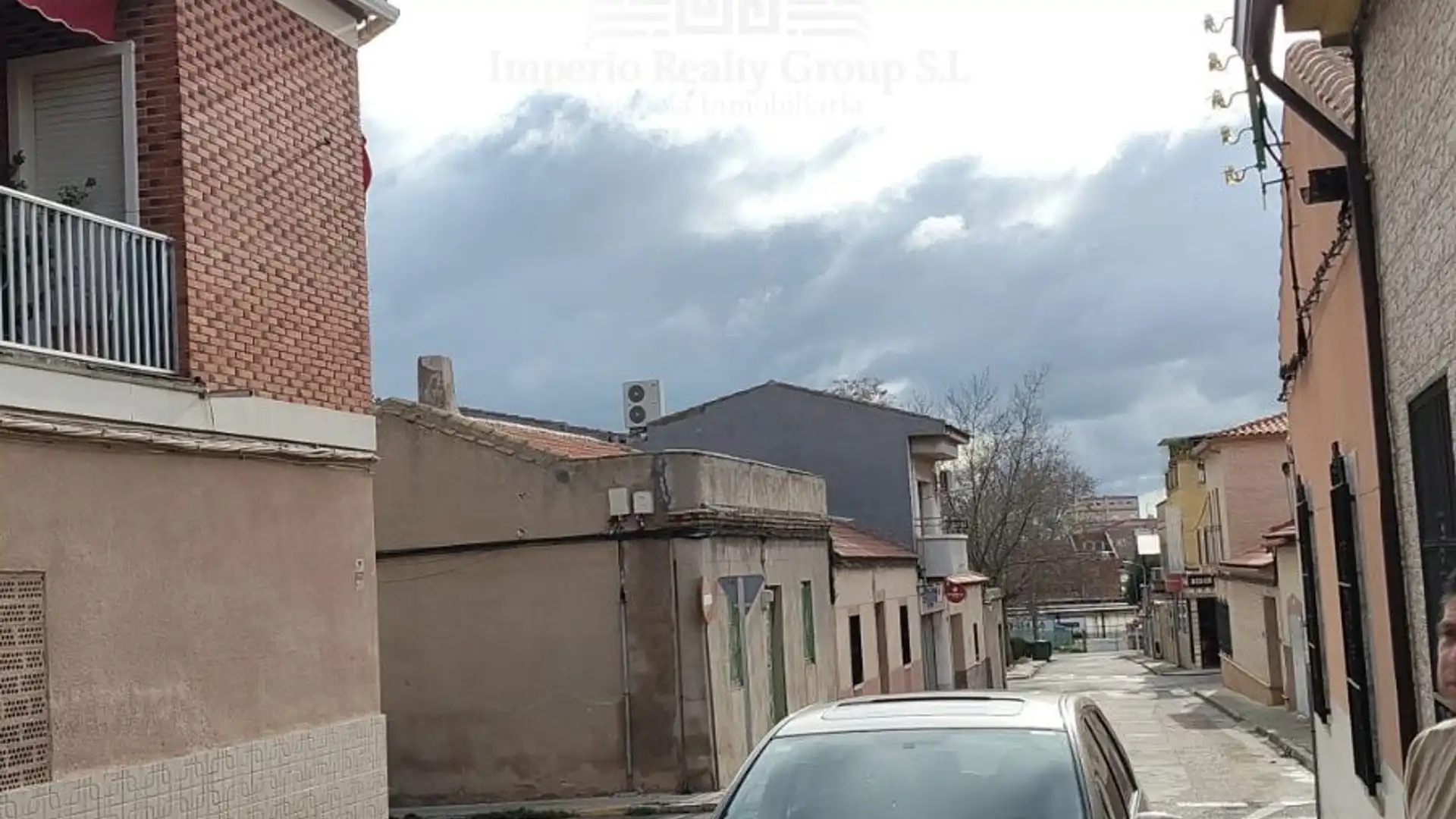 Vista exterior de Casa adosada en venda en Puertollano amb Calefacció, Terrassa i Moblat