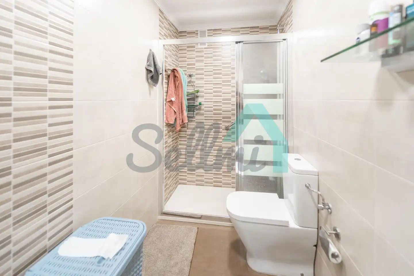 Baño de Piso en venta en Oviedo  con Calefacción, Parquet y Trastero