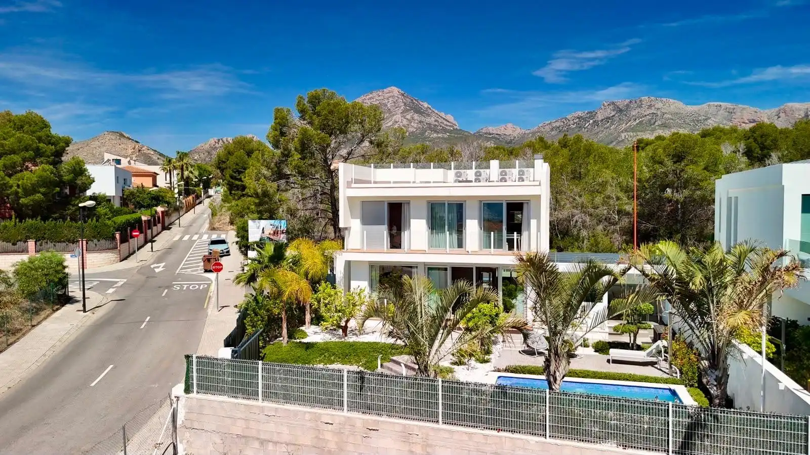 Vista exterior de Casa o chalet en venta en La Nucia con Terraza