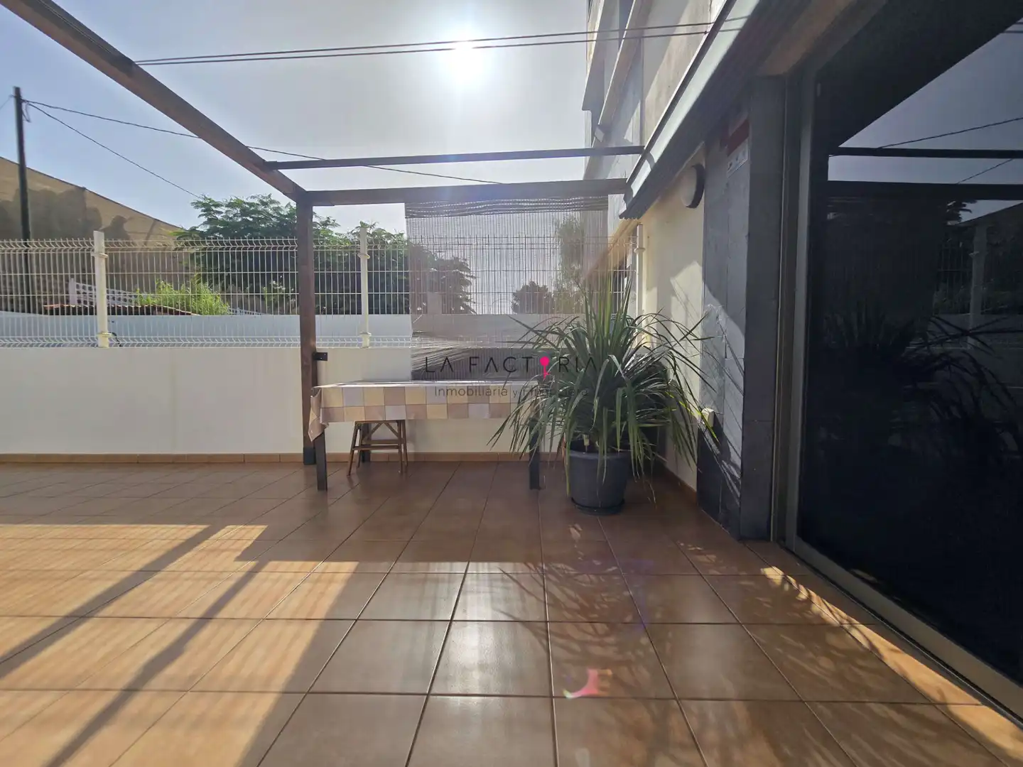 Terraza de Casa adosada en venta en San Miguel de Abona con Jardín privado, Parquet y Terraza