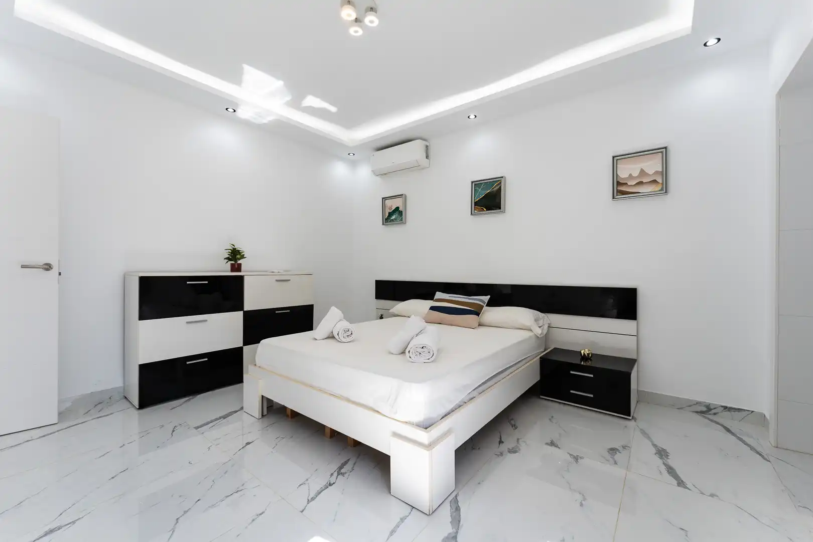 Casa con piscina en venta en Calle Libra 42, imagen 15