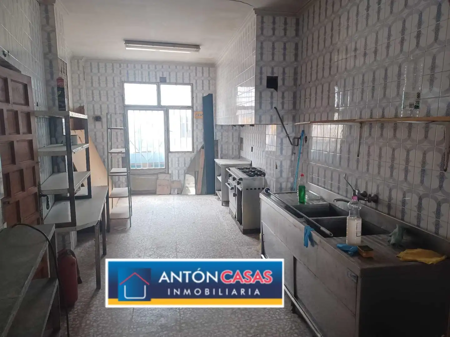 Local comercial en venda a Novelda, imagen 2