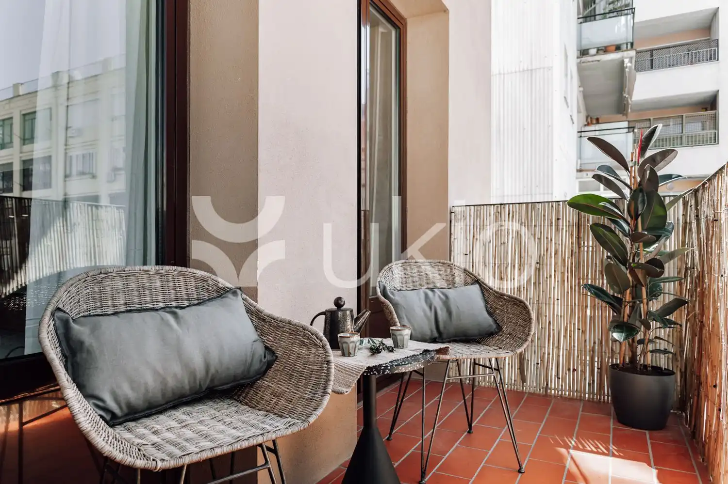 Appartement compact avec terrasse à louer à Carrer del Consell de Cent, imagen 6