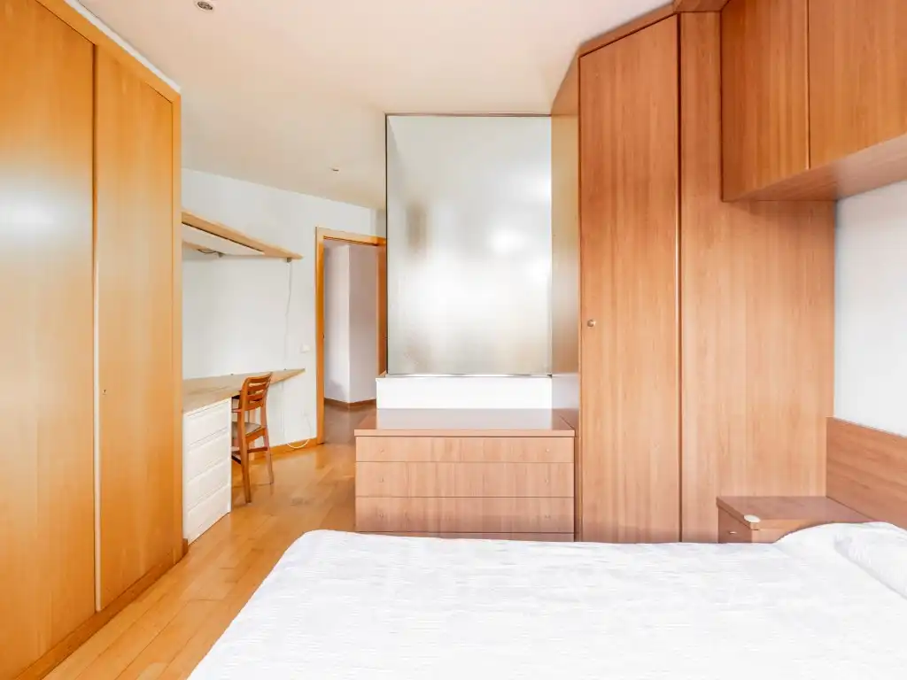Bedroom of Attic for sale in Sant Cugat del Vallès  with Air Conditioner, Terrace and Swimming Pool
