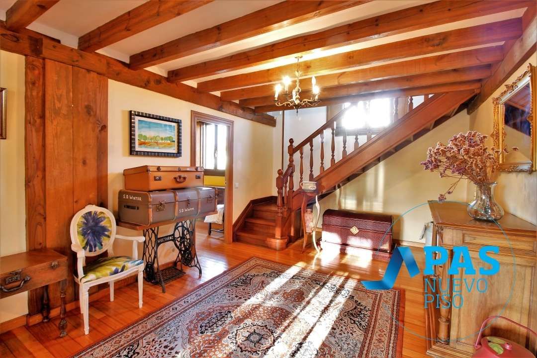 Casa o xalet en venda en Santander amb Calefacció, Jardí privat i Moblat