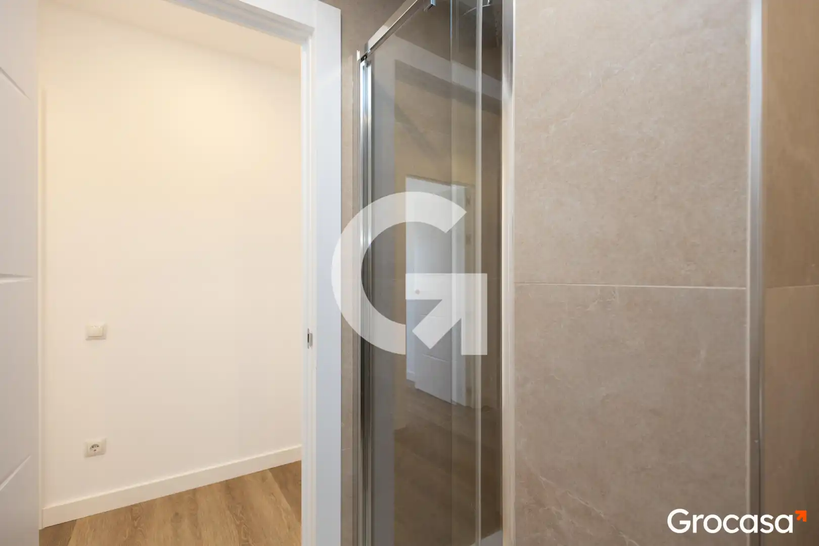Bathroom of Flat for sale in Sant Vicenç Dels Horts  with Air Conditioner, Heating and Oven