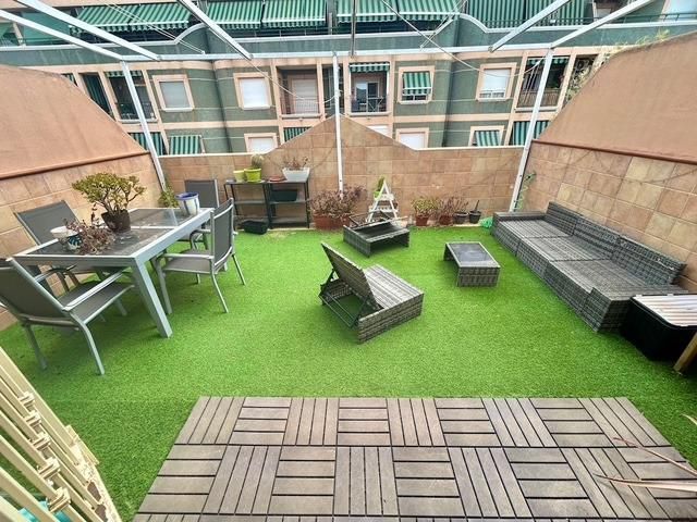 Terrassa de Casa adosada en venda en Orihuela amb Calefacció, Terrassa i Traster