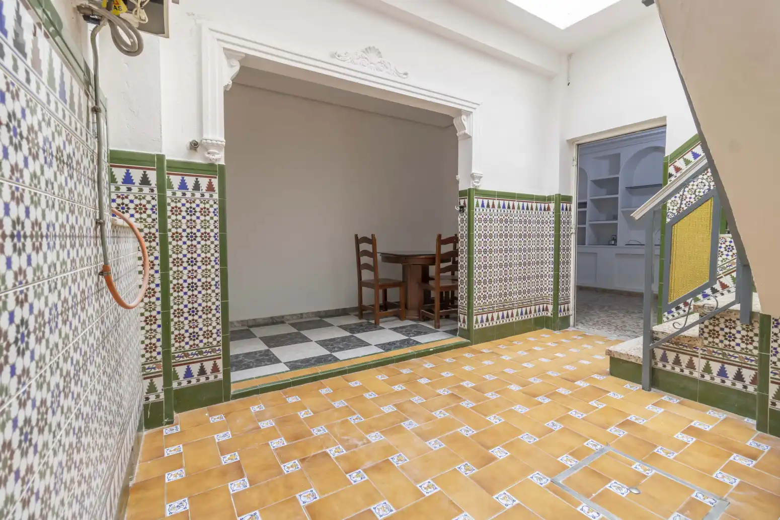 Casa adosada en venda en Sevilla amb Terrassa i Balcó