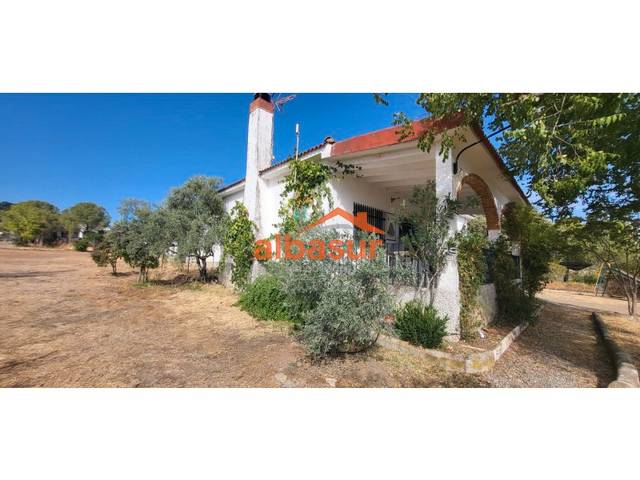 Casa-chalet en Venta en N/A en Añora