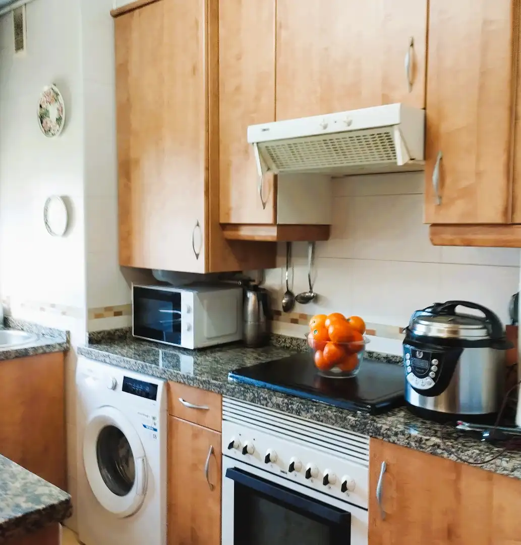 Cocina de Piso en venta en Avilés con Calefacción, Parquet y Trastero