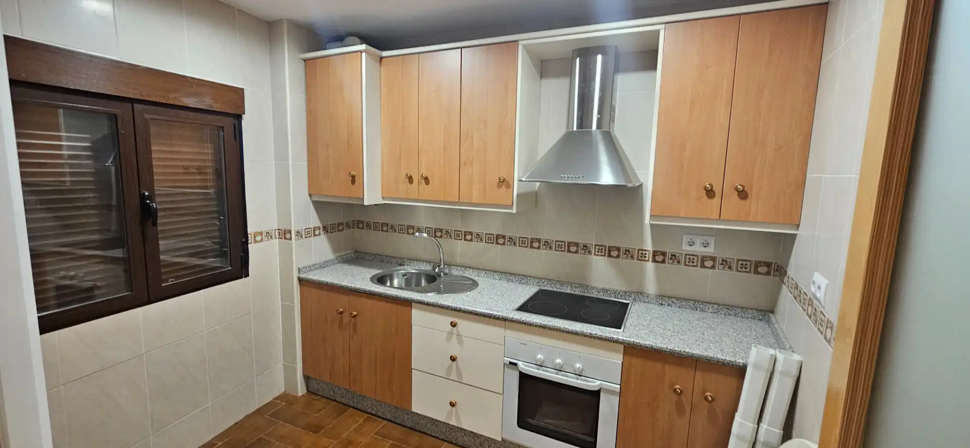 Cocina de Casa o chalet en venta en Hoyos con Calefacción, Terraza y Trastero