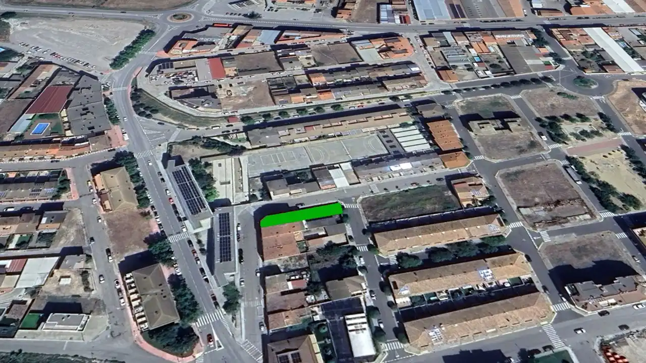 Terreno rústico en venta en Av Urgell