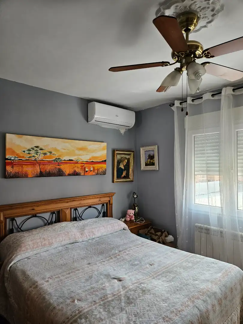 Piso en venta en Calle de Dulcinea, Caballería Española