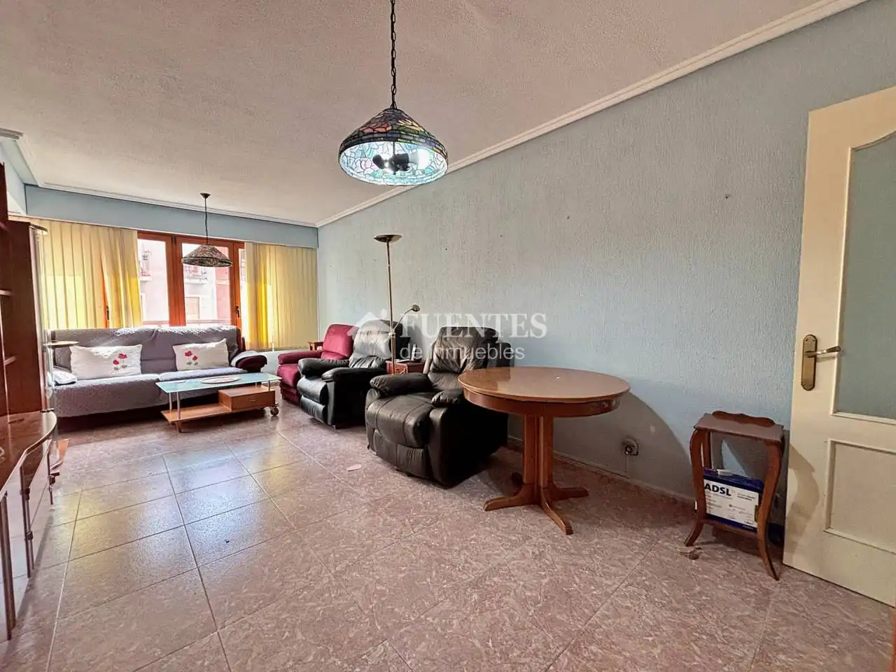 Sala d'estar de Pis en venda en Alicante / Alacant amb Aire condicionat, Terrassa i Moblat