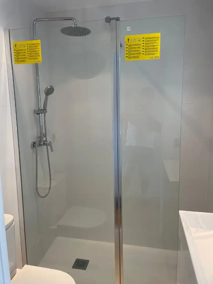Bathroom of Attic for rent in Zaragoza  with Air Conditioner, Heating and Parquet flooring