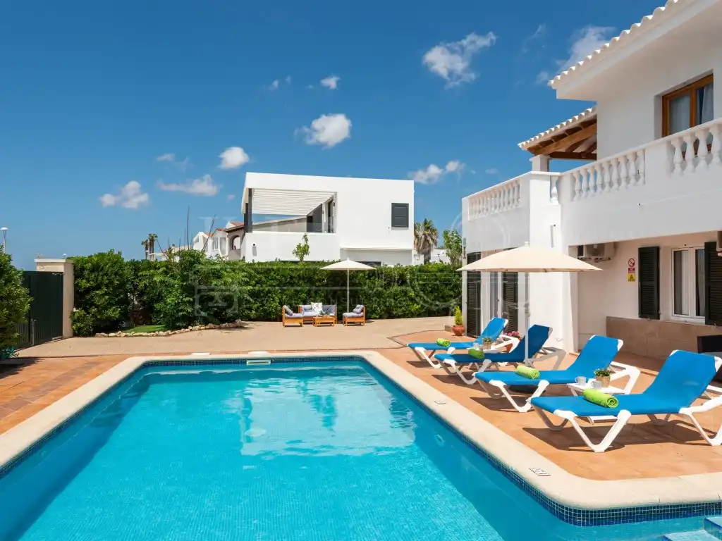 Casa con terraza en venta en Cala Blanca, imagen 6