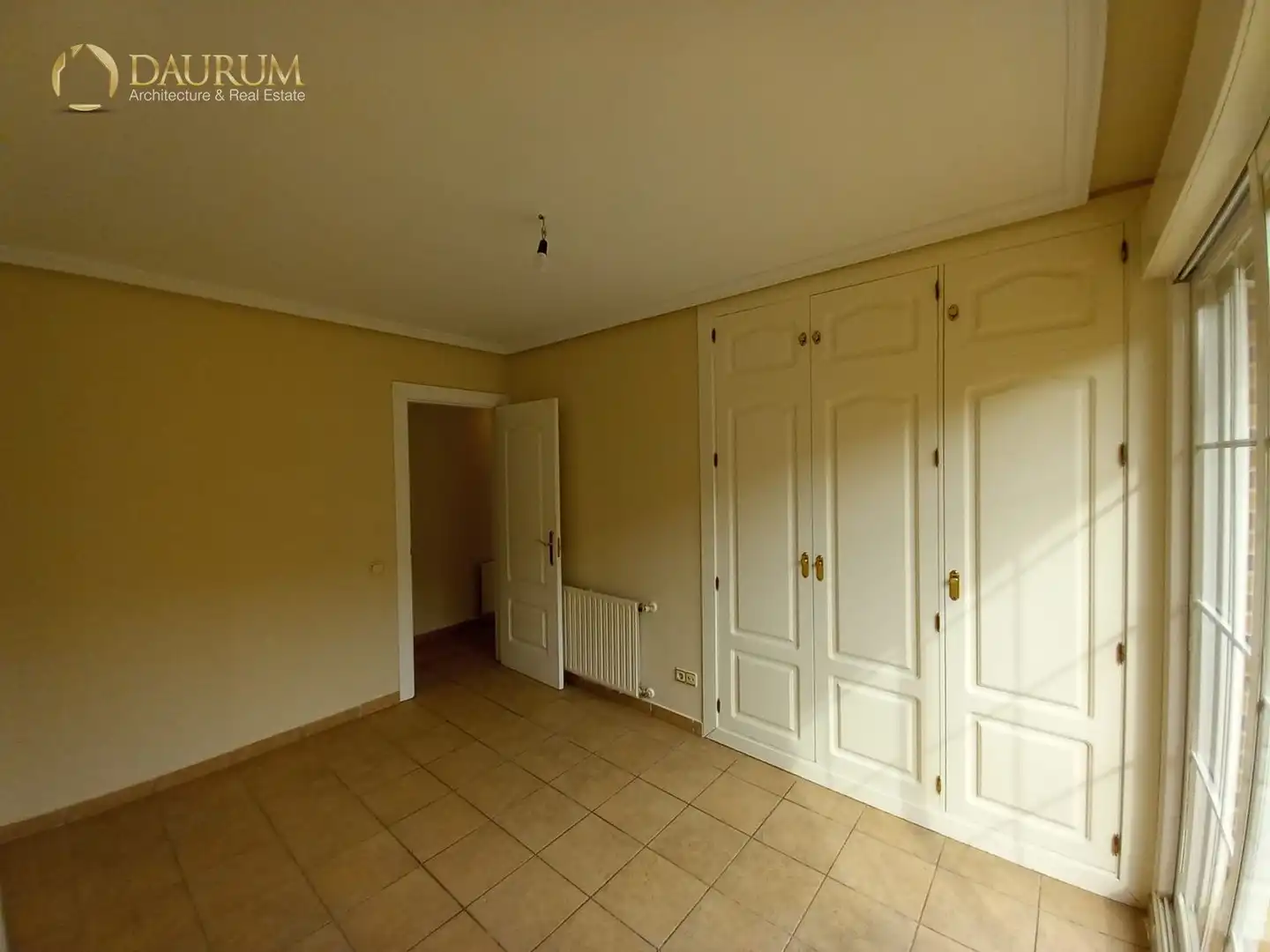 Dormitori de Casa adosada en venda en Fuencarral - El Pardo