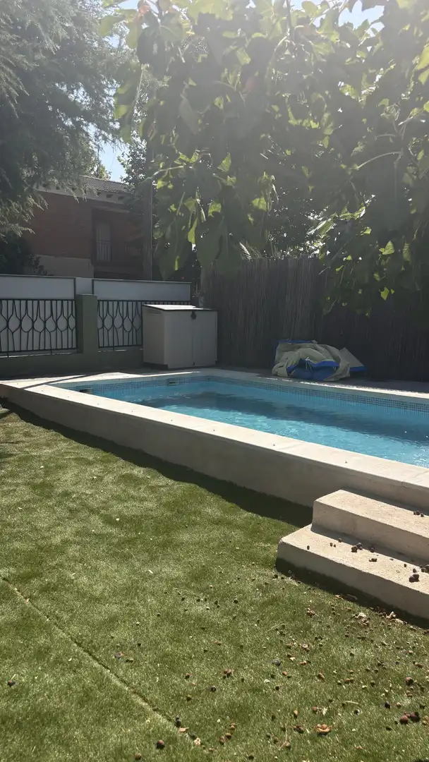 Piscina de Casa o xalet en venda en Escalona amb Aire condicionat, Terrassa i Piscina