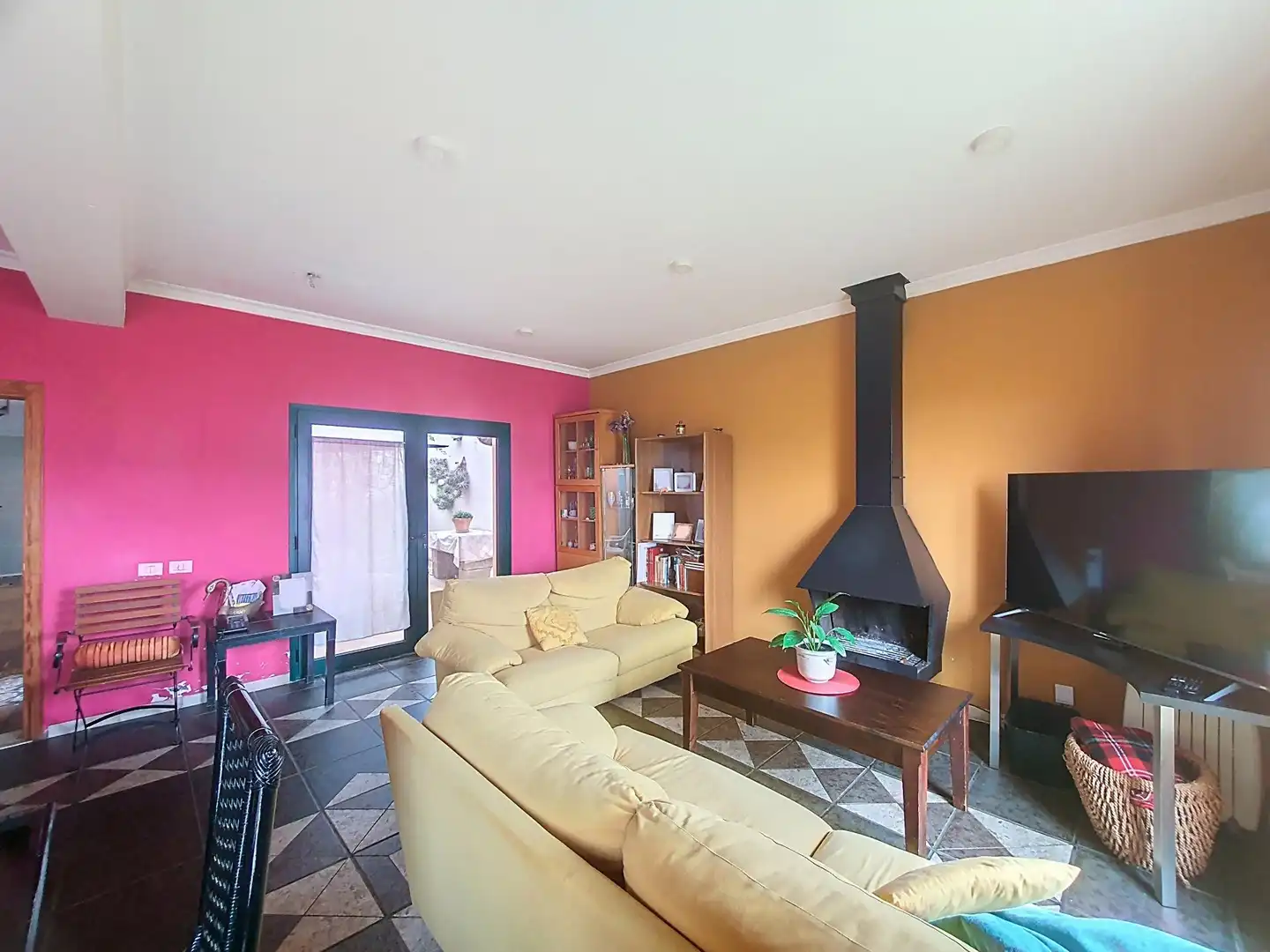 Sala d'estar de Casa adosada en venda en Santa Brígida amb Jardí privat, Terrassa i Balcó