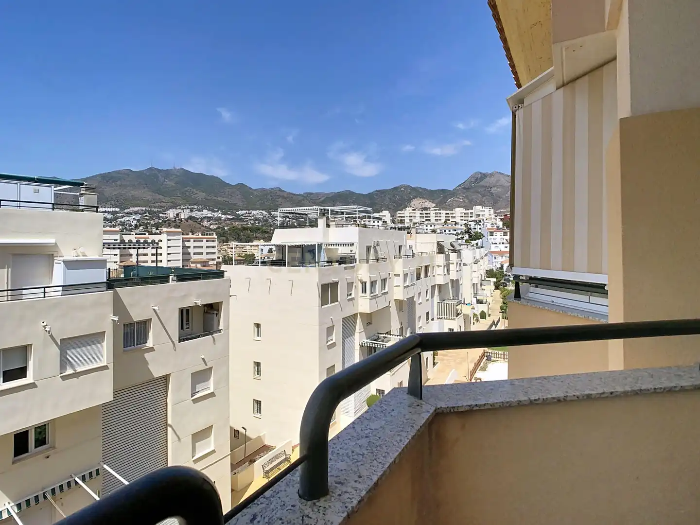 Pis amb piscina en venda a C. Almuñécar, 90, 29630 Benalmádena, Málaga, Spain 2, imagen 14