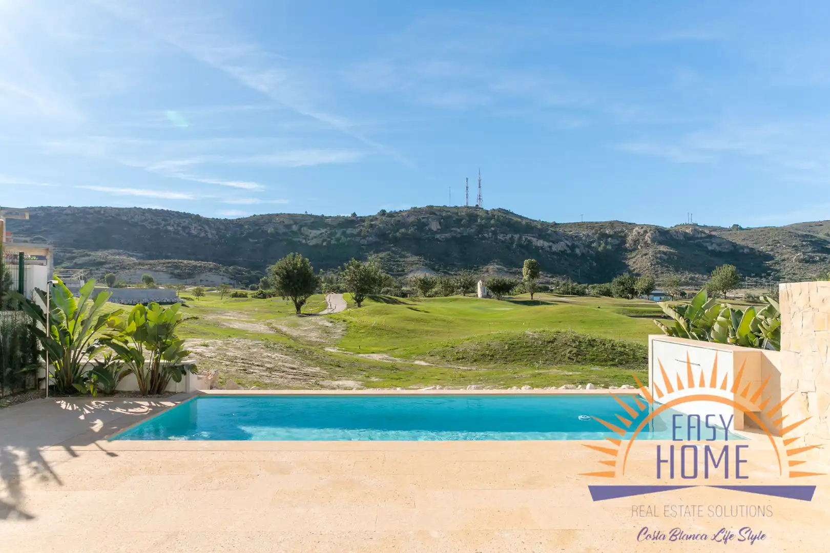 Swimming pool of Houses for sale in Monforte del Cid  with Air Conditioner, Heating and Private garden