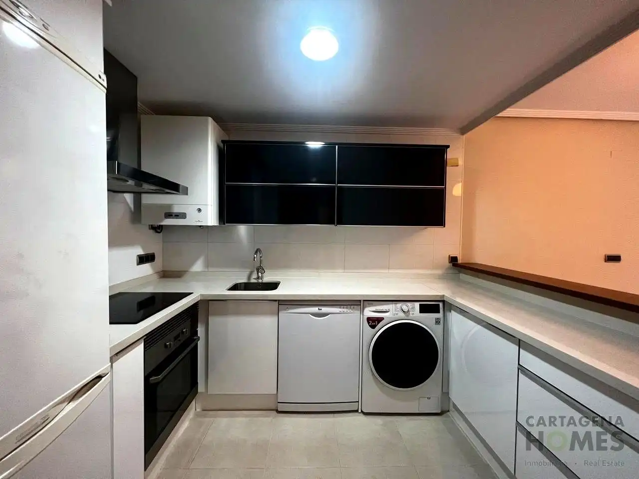 Kitchen of Flat for rent in Cartagena  with Heating and Parquet flooring
