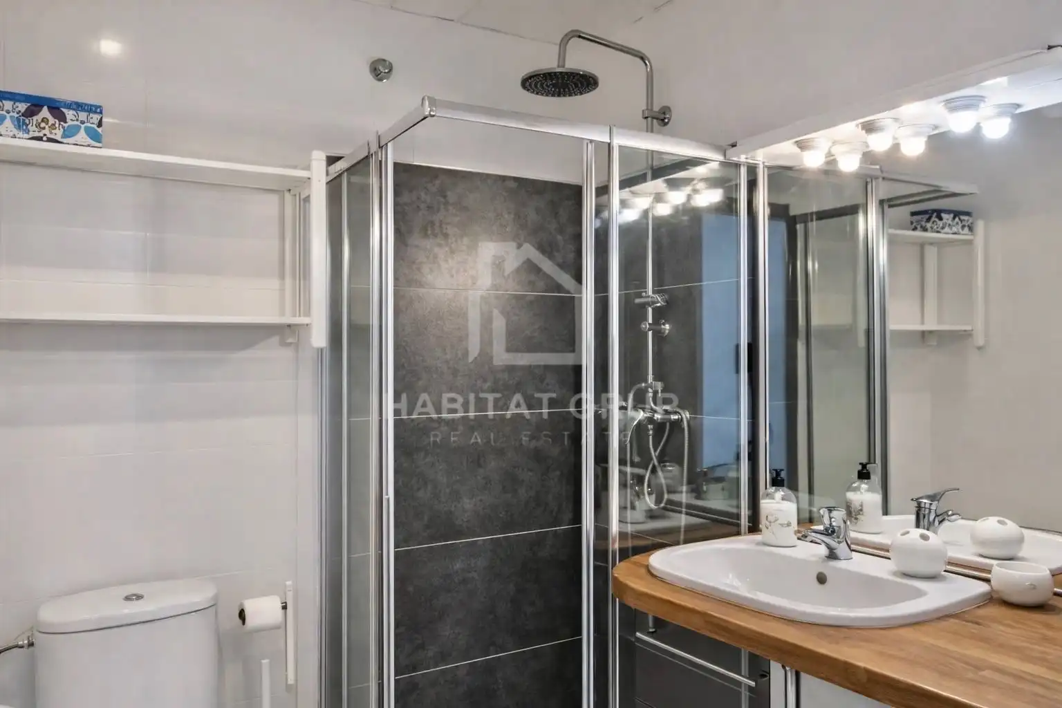 Bathroom of Study for sale in Ciutadella de Menorca  with Air Conditioner, Heating and Terrace