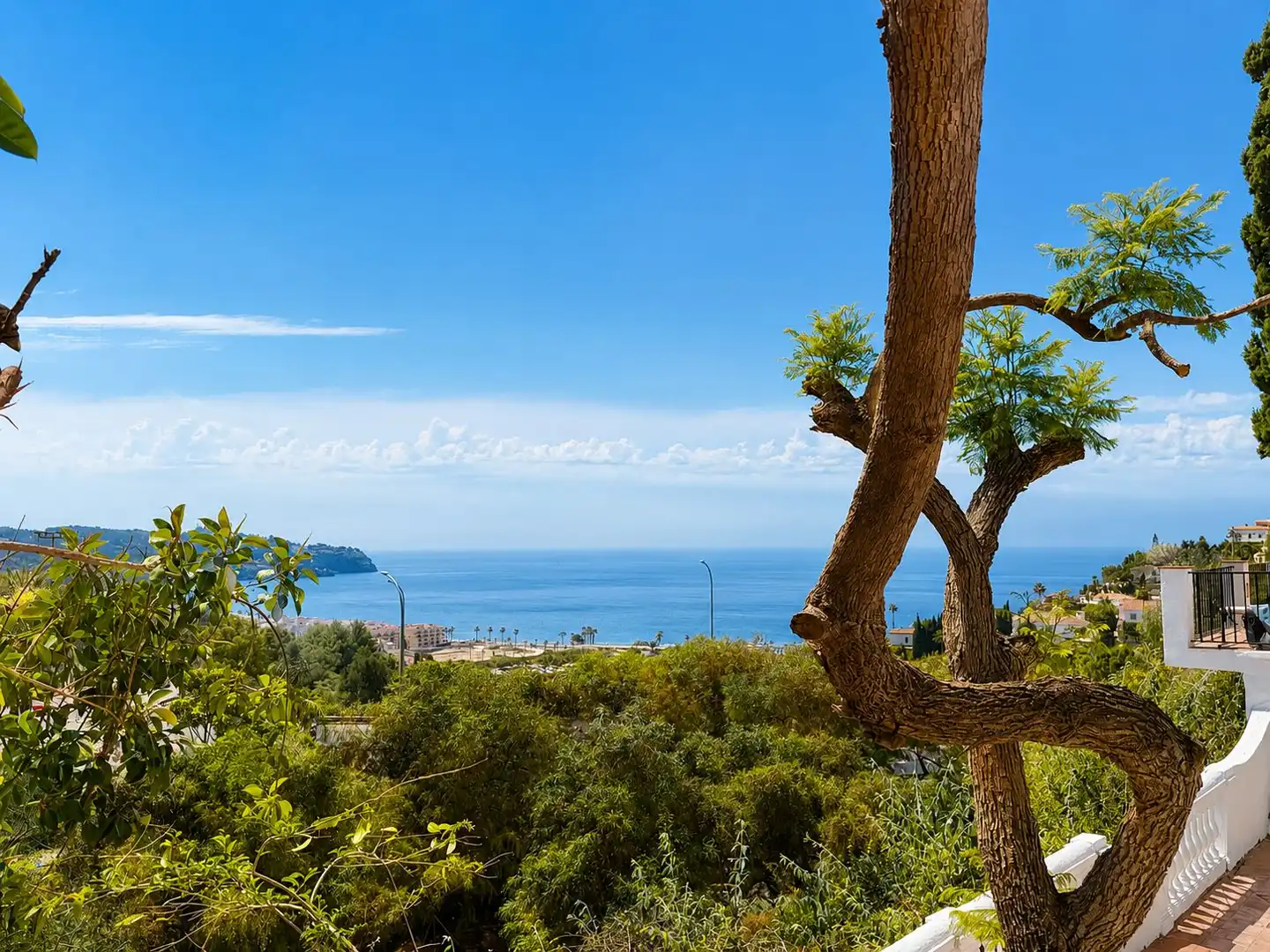 Exterior view of Houses for sale in Almuñécar  with Air Conditioner, Heating and Private garden