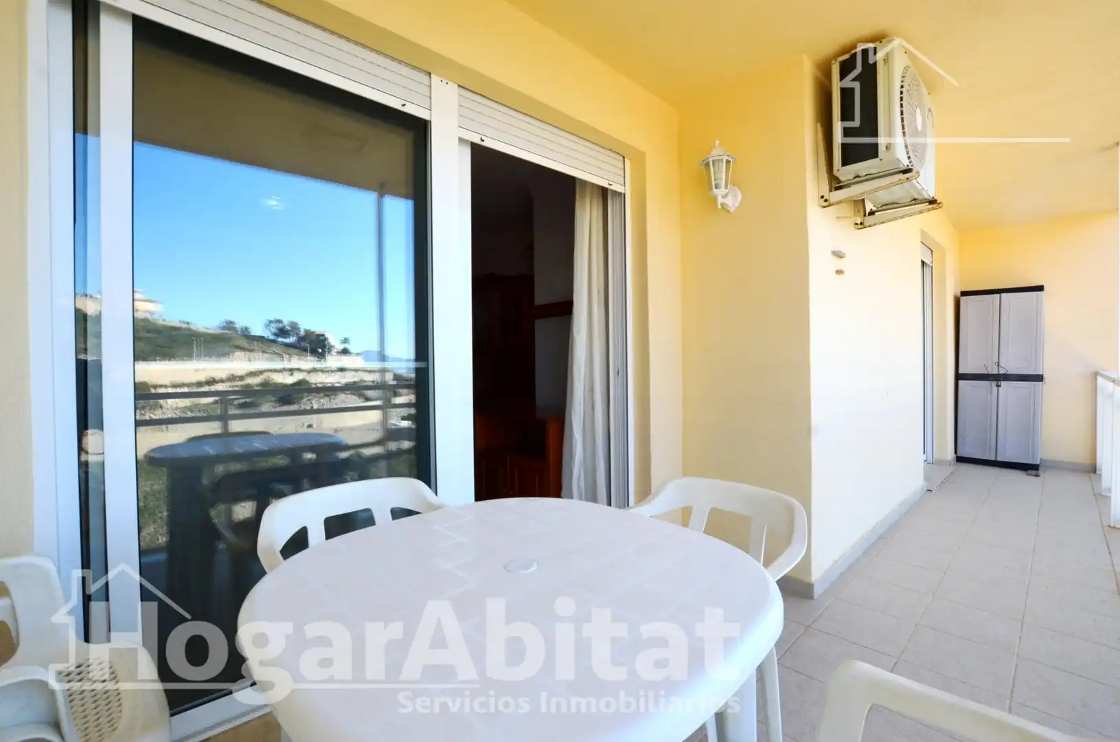 Wohnung zum Verkauf in Calle Azahar, El Faro