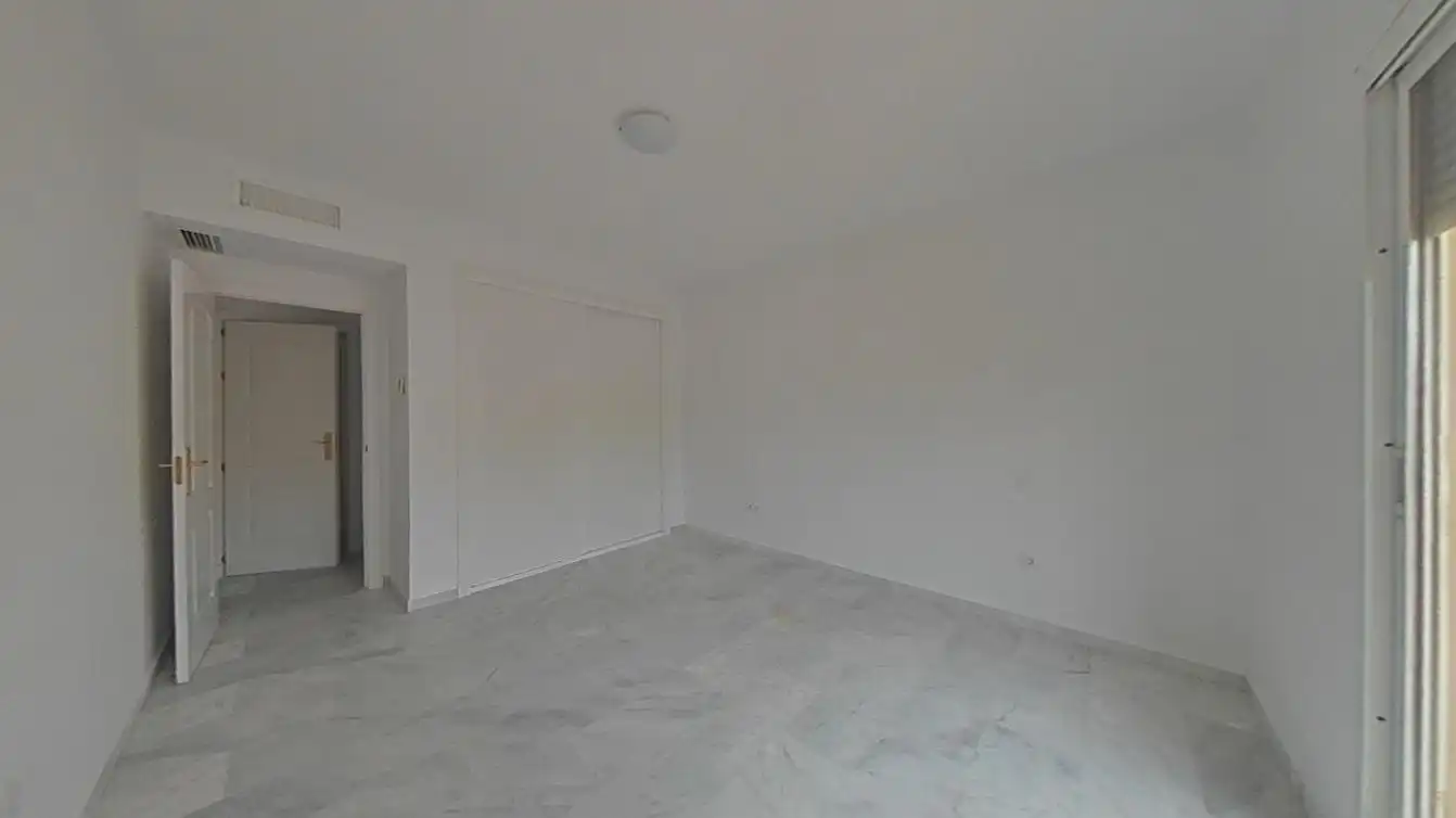 Bedroom of Flat for sale in Marbella  with Storage room and Swimming Pool