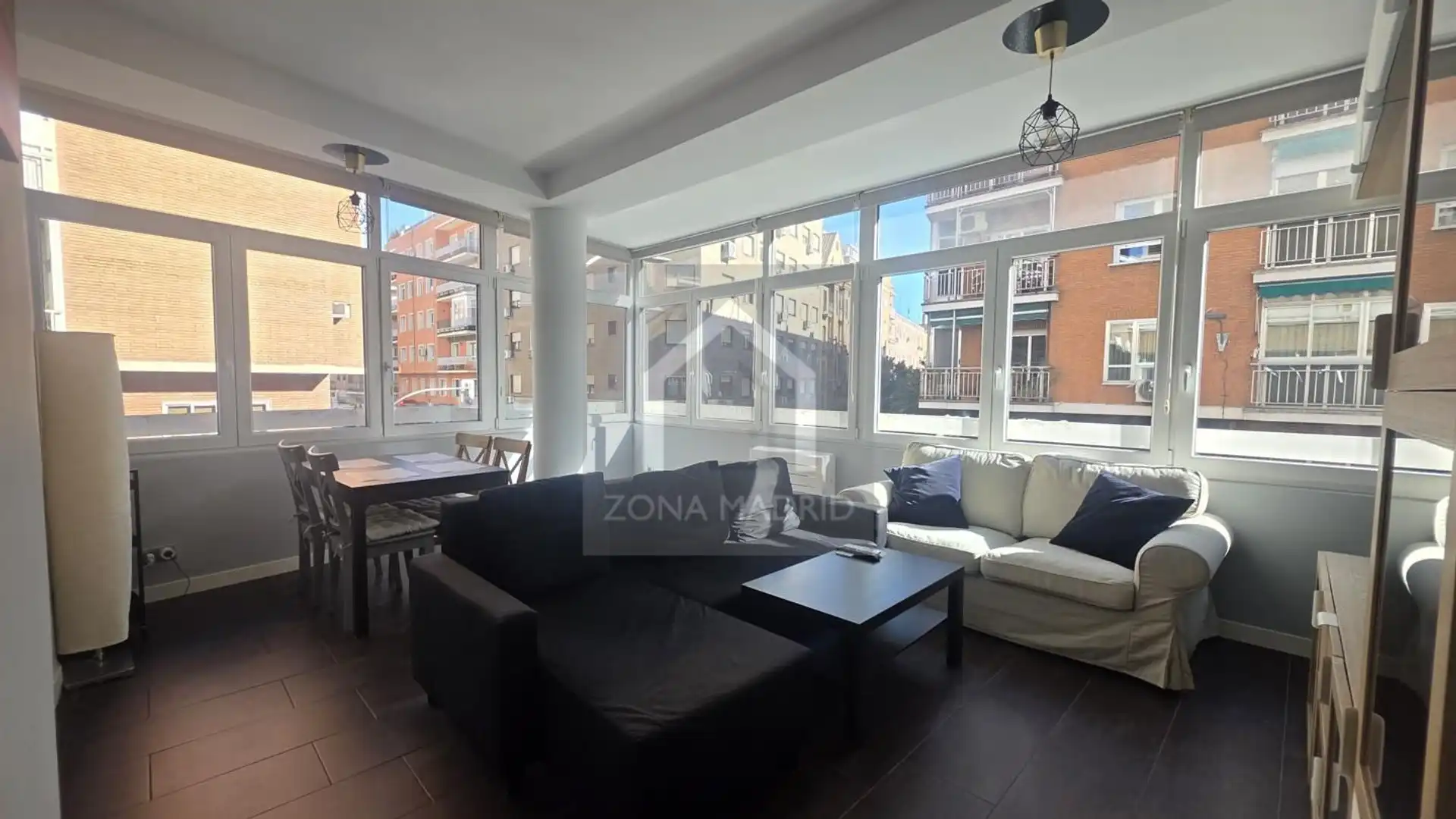 Living room of Flat for sale in  Madrid Capital  with Air Conditioner and Furnished