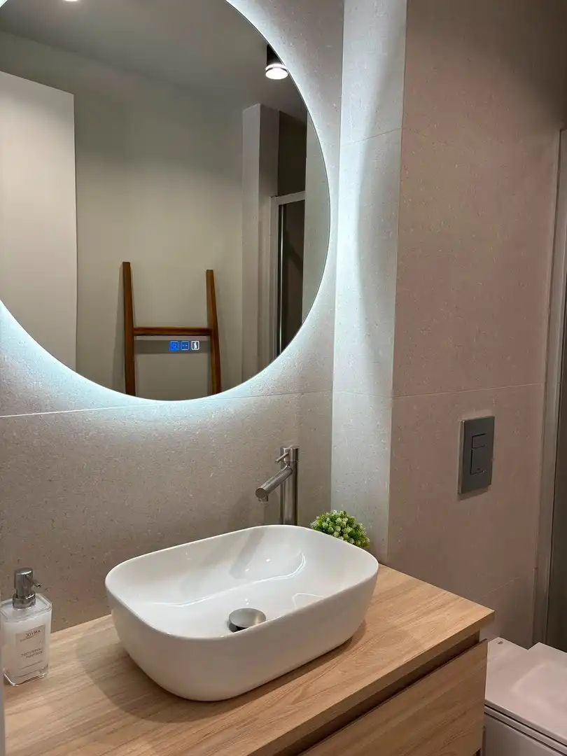 Bathroom of Apartments for rent in L'Alfàs del Pi  with Air Conditioner, Furnished and Community pool