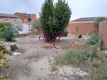Industrial building for sale in Santo Domingo-Caudilla