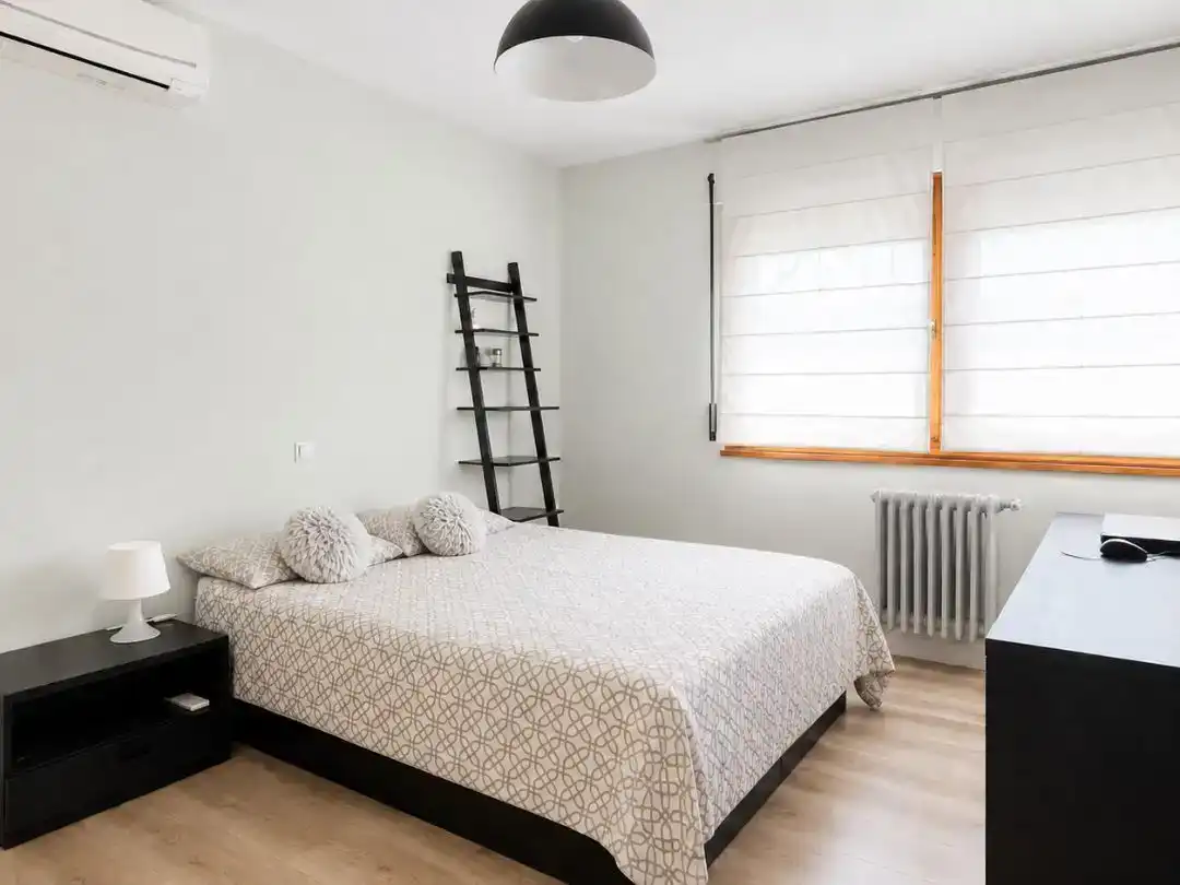 Dormitori de Casa o xalet en venda en Galapagar amb Aire condicionat i Piscina