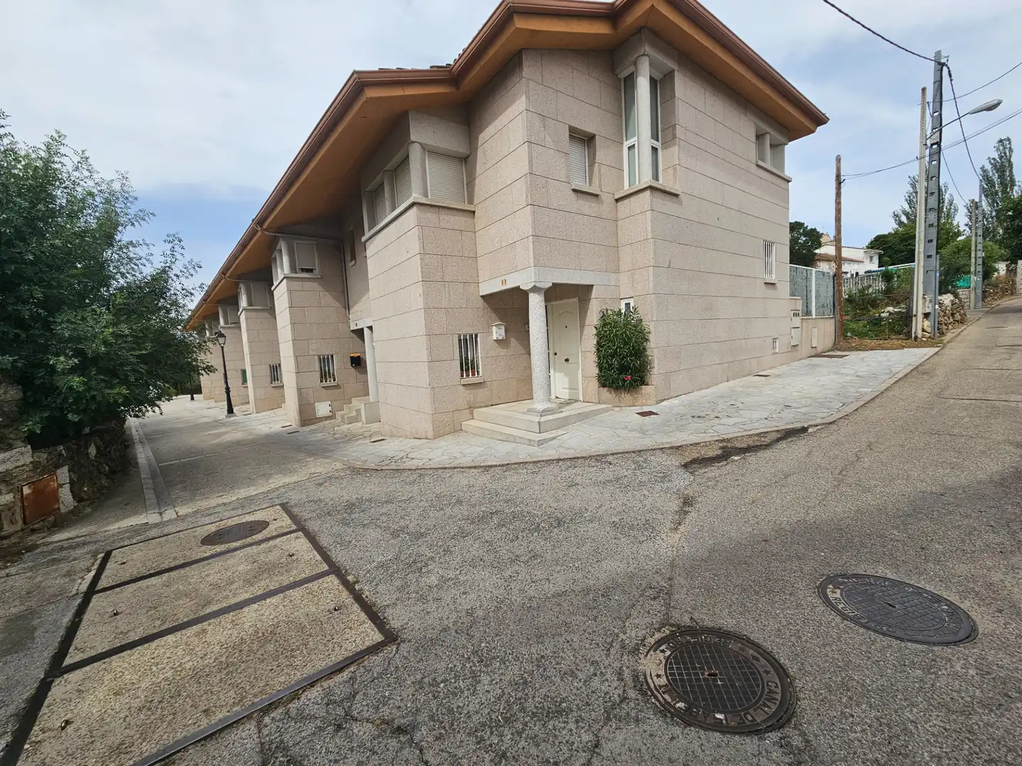 Exterior view of Houses for rent in Cabanillas de la Sierra  with Heating, Private garden and Terrace