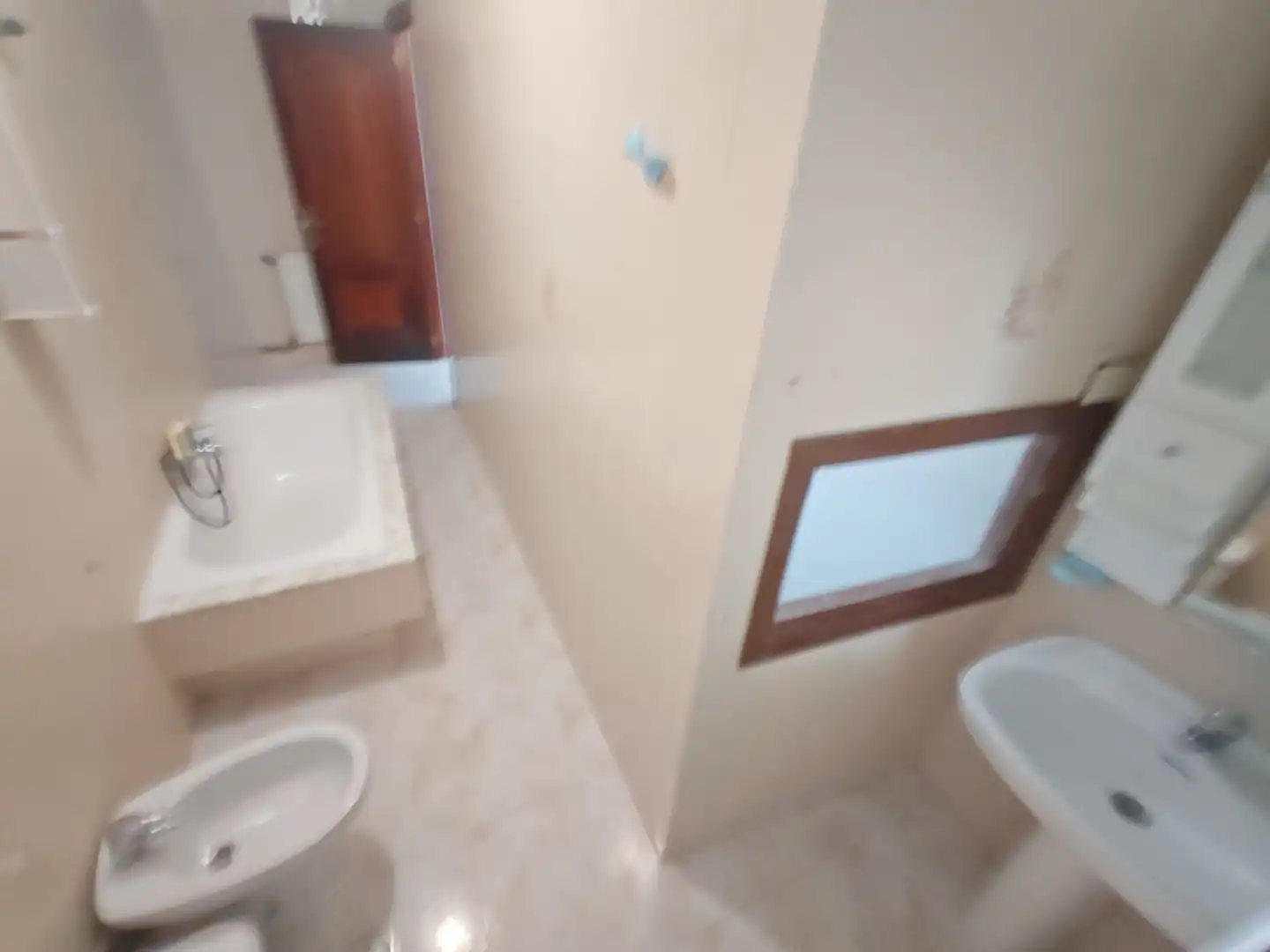 Bathroom of Detached homes for rent in A Laracha    with Terrace, Storage room and Furnished