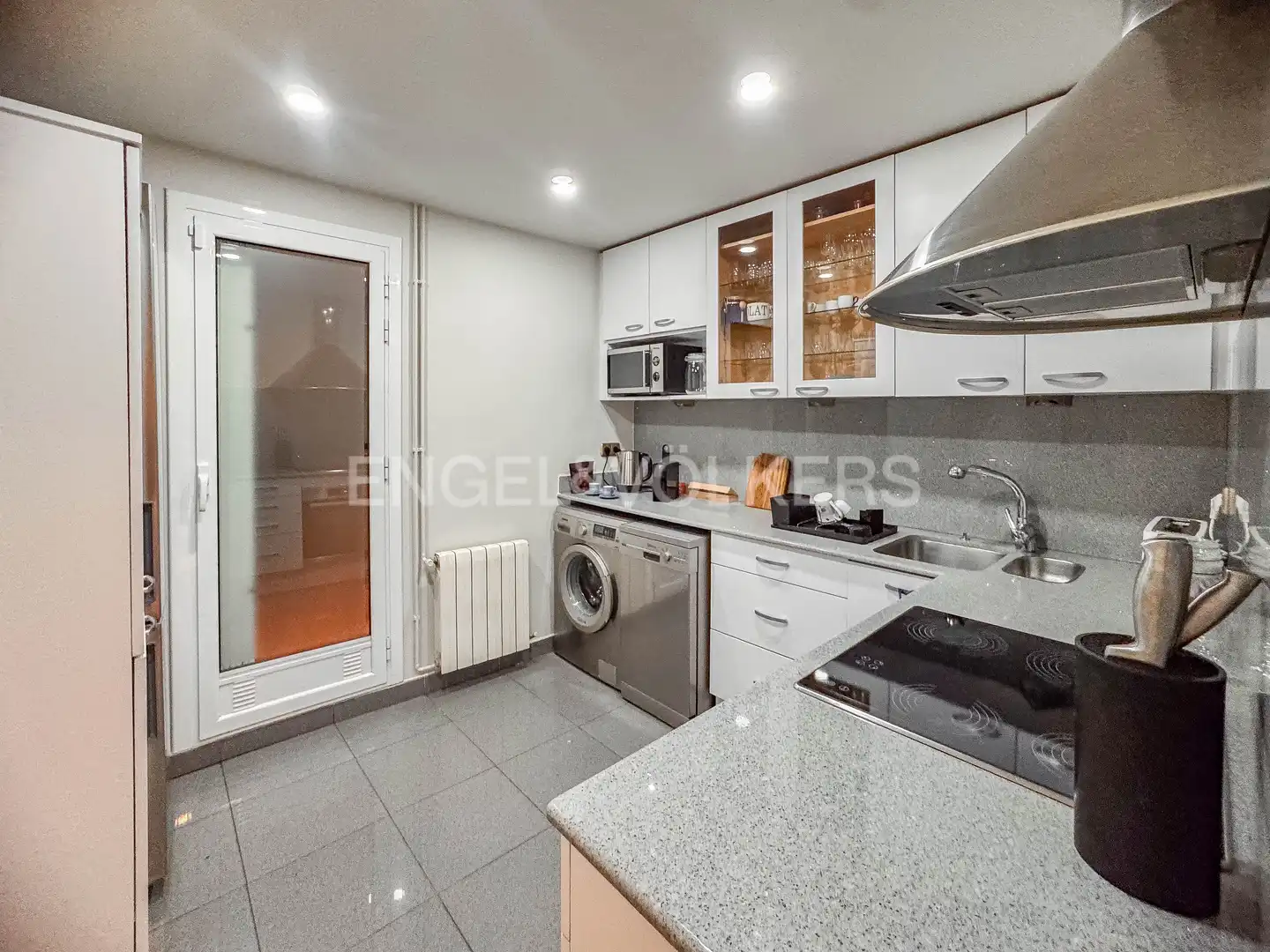 Flat with terrace to rent in Eixample, imagen 12