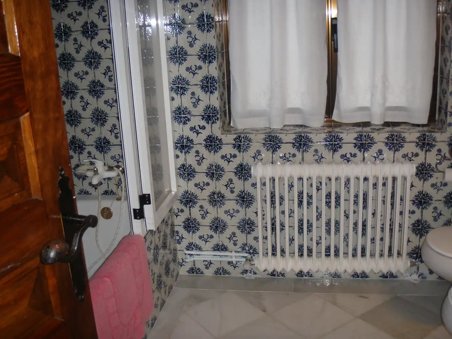 Bany de Casa o xalet en venda en Fresno de la Ribera amb Calefacció, Jardí privat i Piscina