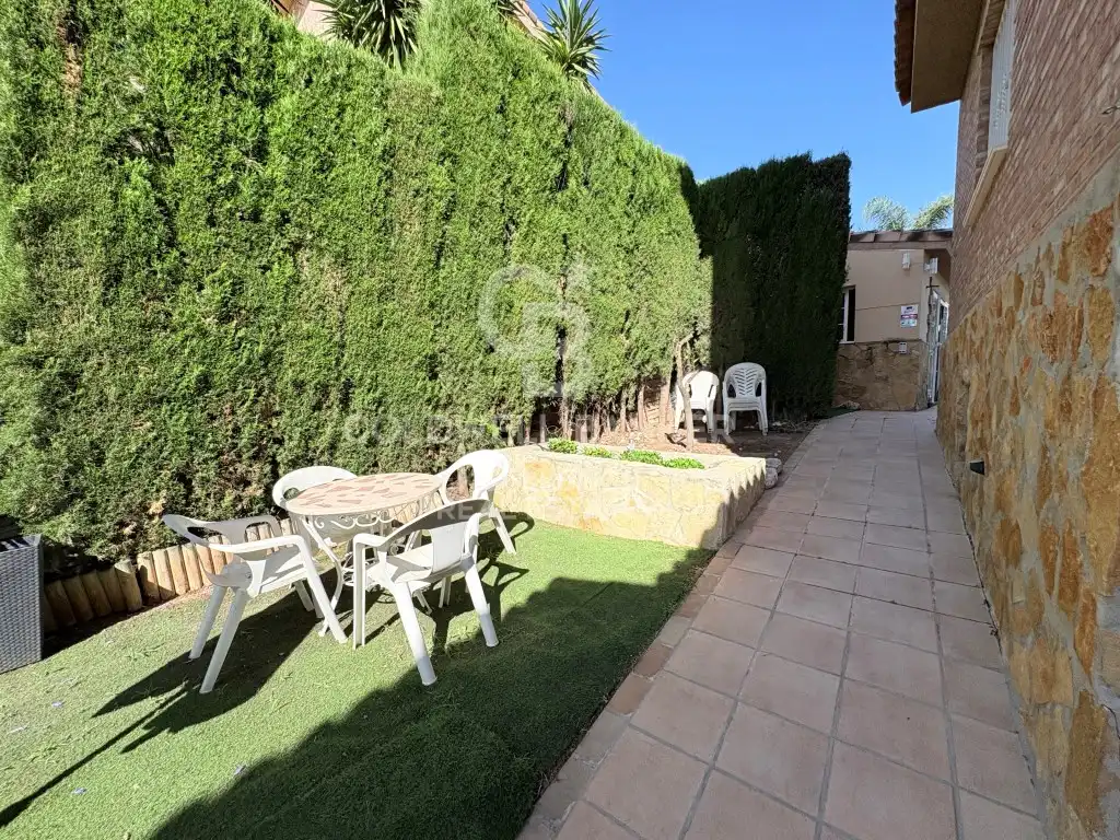Houses for sale in Calle Goya-La Loma, La Loma
