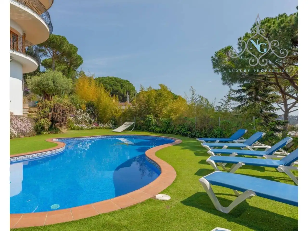 Casa con piscina en venta en Calle Castanyer, imagen 4