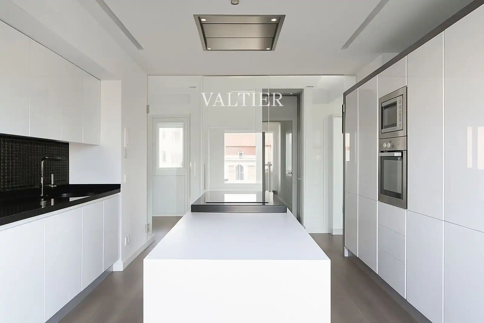 Küche von Wohnung zum Verkauf in Madrid mit Klimaanlage, Heizung und Terrasse