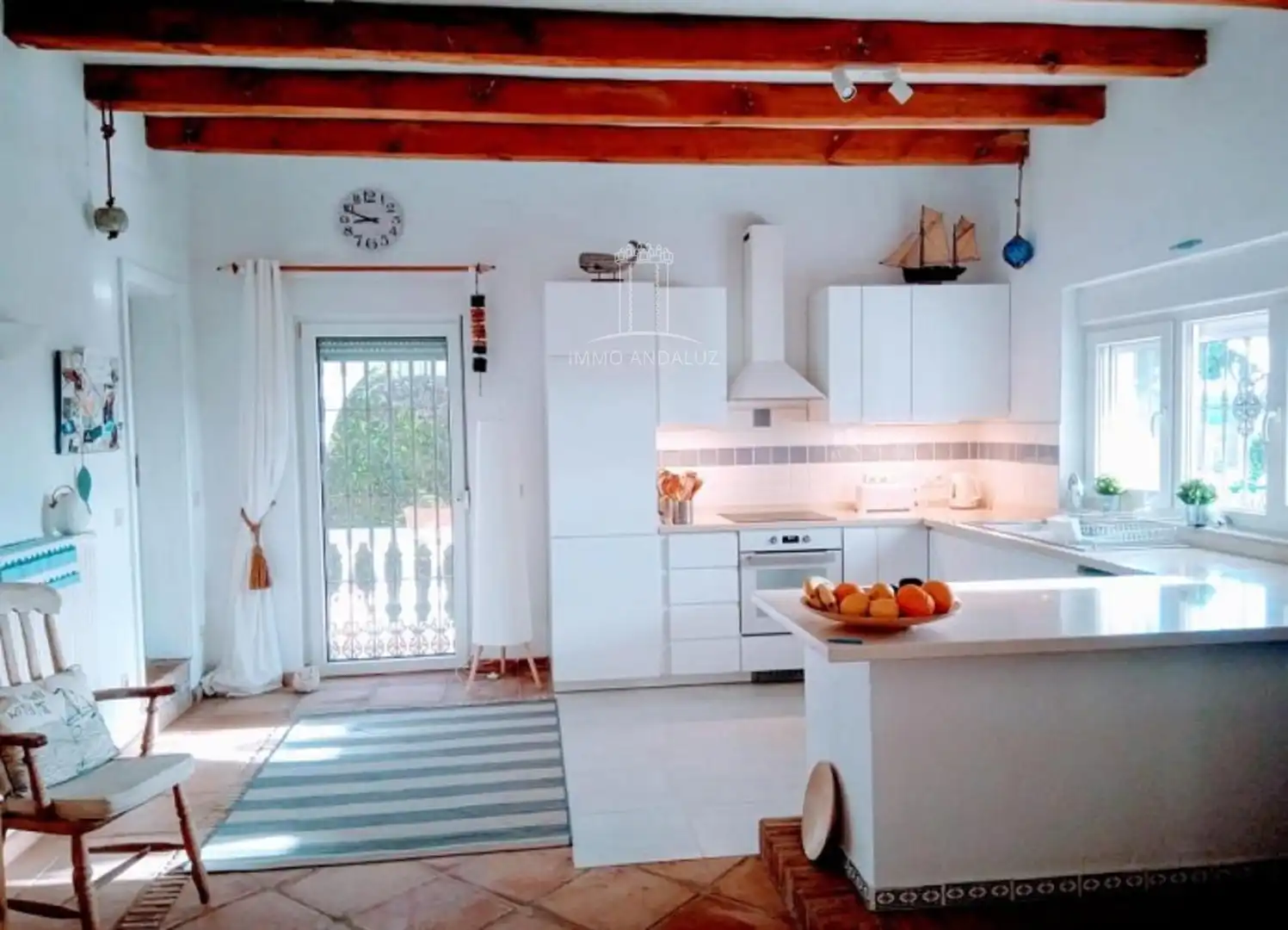 Cuina de Casa o xalet en venda en Vejer de la Frontera amb Aire condicionat i Piscina