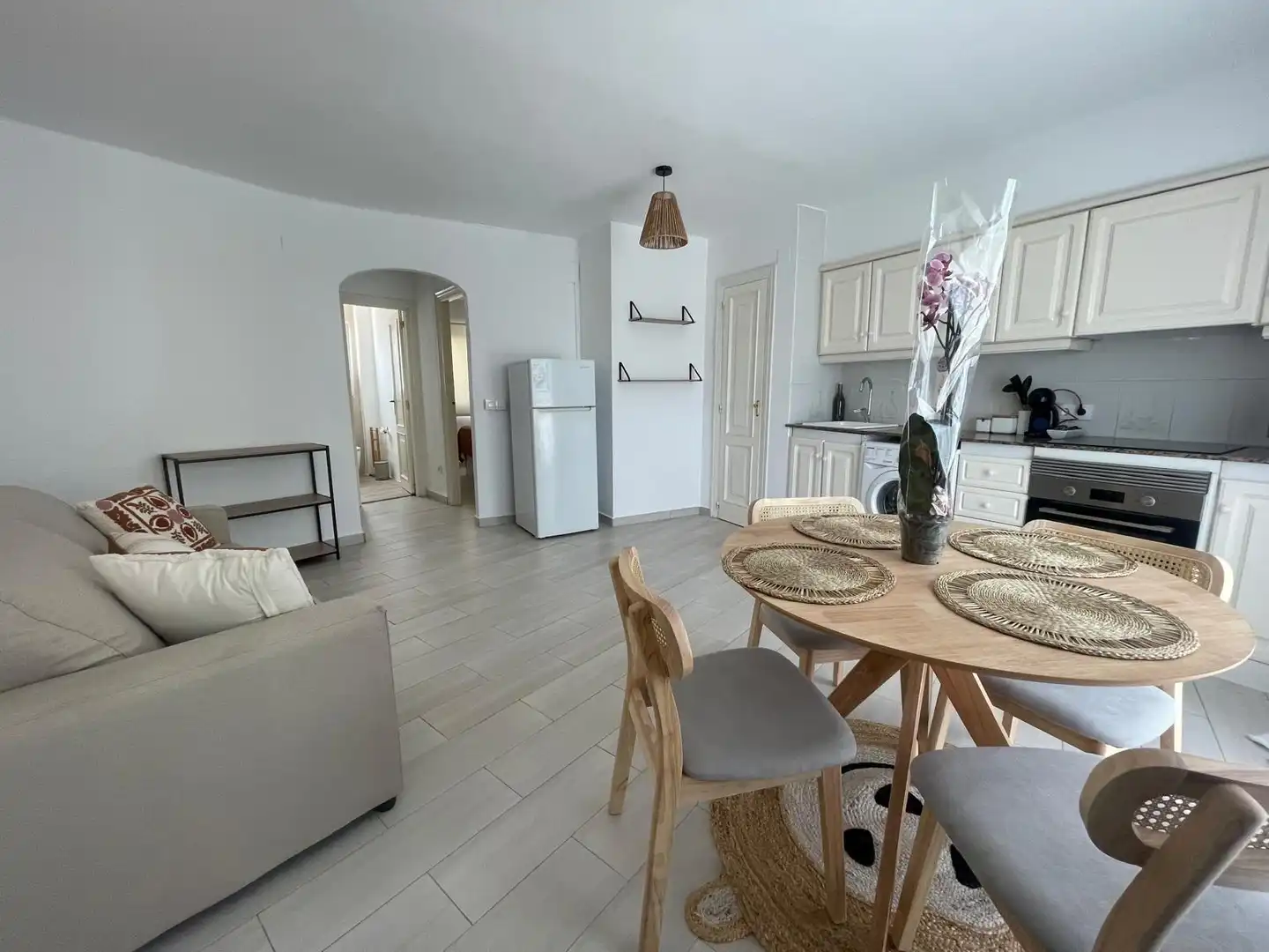 Cocina de Apartamento de alquiler en Dénia con Jardín privado, Terraza y Amueblado