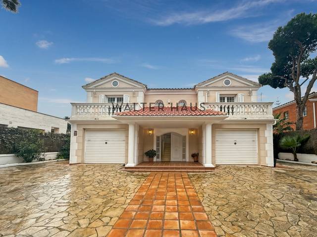 Casa-chalet en Alquiler en Carrer de Cunit en Gavà Mar