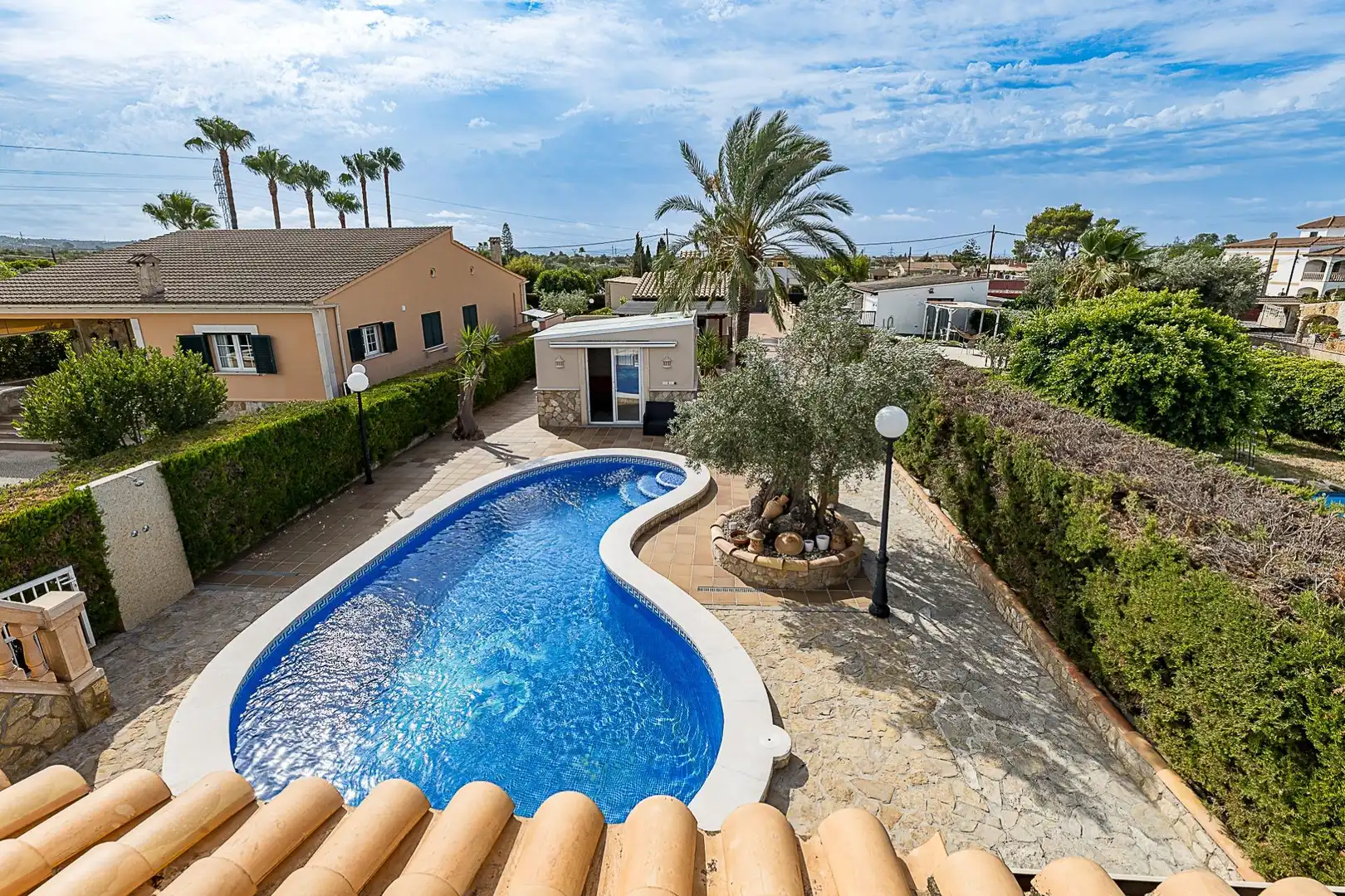 Vista exterior de Finca rústica de alquiler en Marratxí con Aire acondicionado, Calefacción y Jardín privado