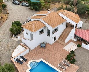 Vista exterior de Finca rústica en venda en Pizarra amb Aire condicionat, Jardí privat i Terrassa