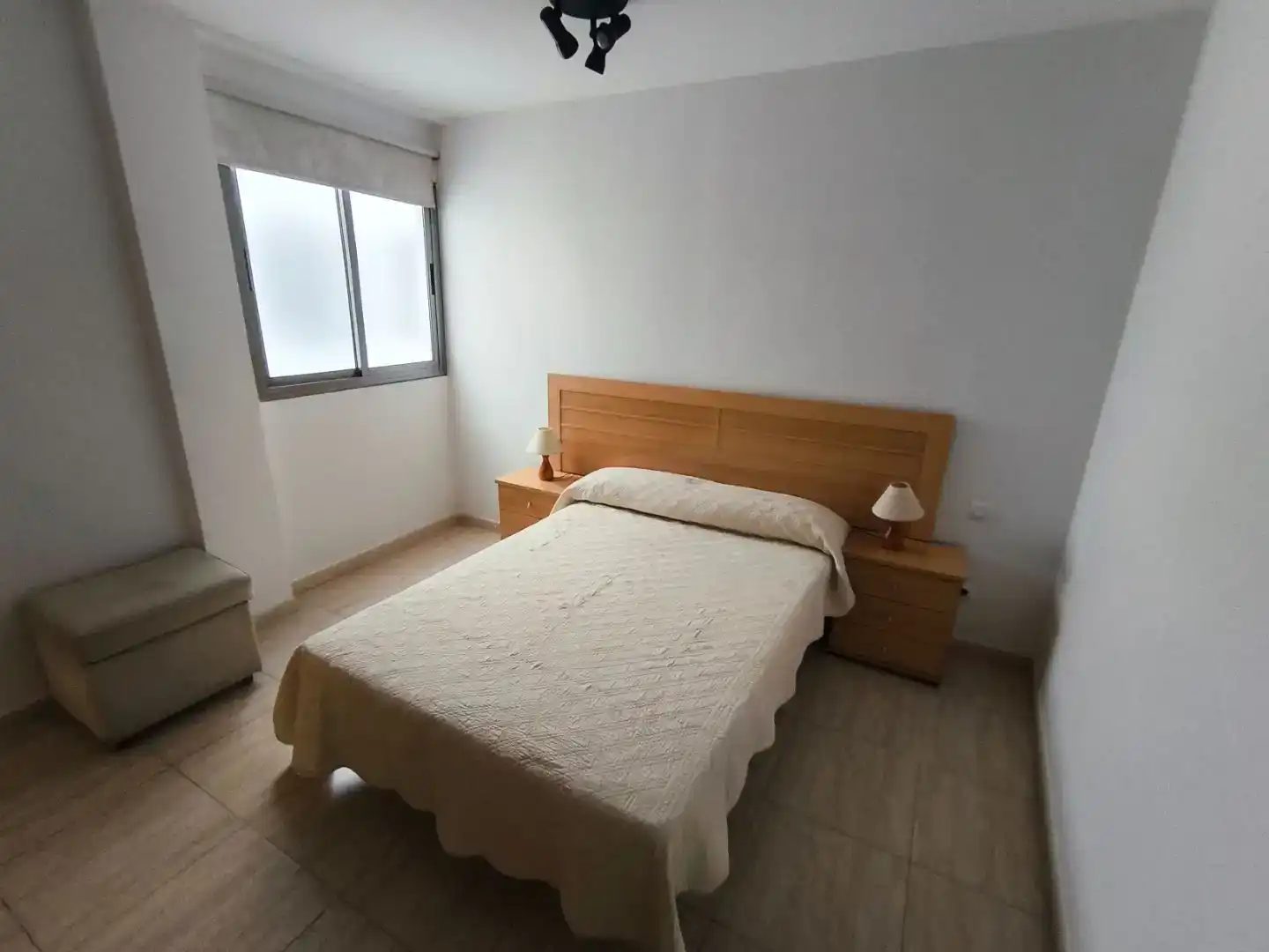 Habitación de Piso en venta en Las Palmas de Gran Canaria con Amueblado, Horno y Lavadora