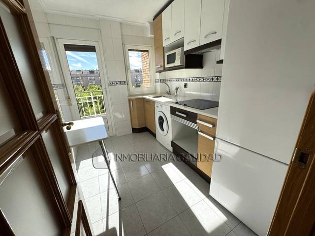 Piso en Alquiler en Los Vadillos - R. Sanitaria - Pozanos